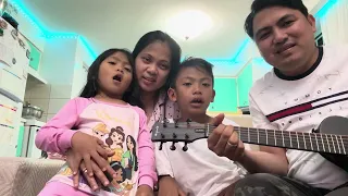 Surprised Manong Gavin with Guitar