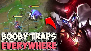 THIS IS WHY YOU DON'T GANK PINK WARD!! - Top Lane Shaco