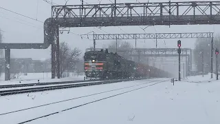 Грузовой тепловоз 2ТЭ10У-0228 / Freight diesel locomotive 2TE10U-0228