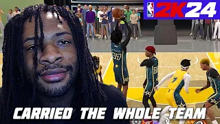 This 6'8 INSIDE THE ARC SCORER is an ELITE PG in The Rec! NBA 2K24 Random Rec Gameplay