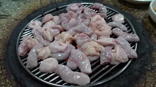 (당진) 살다살다 이런 돌판 테이블 처음 봤습니다 / 당진 연탄불 삽교곱창!  Pork pig uterus  [맛있겠다 Yummy]