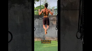 Don’t cross your legs in pull-ups!?