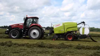 CLASS Round Baling and Automatic Wrapping