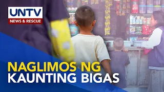 Mag-ina na naghihingi ng kaunting bigas na maisasaing | Sana All