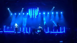 "Stay" Hurts Live in Berlin Desire Tour 2017 in der Columbia Halle