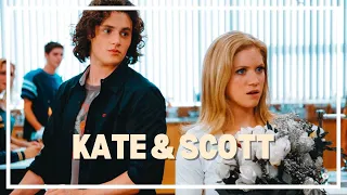 Kate & Scott┃TODAS CONTRA JOHN