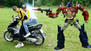 Transformers Optimus Prime vs Super Megatron Stop motion! - Autobot last knight Truck Car Robot Toys