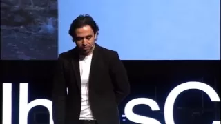 Mutlu Olmak: Özgür Bolat at TEDxIhlasCollegeED