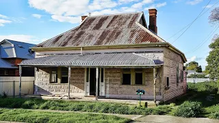 Abandoned- The 1913 cottage of Francis and Florence/Plus big beachside Bungalow both during salvage