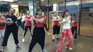 Zumba Fitness Malaysia - Sakitnya Tuh Di Sini by ZIN Sasa