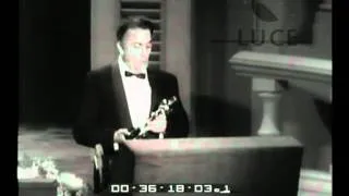 Premio Oscar 1964 - Federico Fellini ritira il premio per 8 1/2