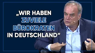 "Wir haben zu viele Bürokraten in Deutschland" - Dr. Georg Kofler auf den Power-Days (2/2)