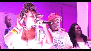 LisaRaye Sings Rose Royce’s “Car Wash” | Rickey Smiley Karaoke Night (Bimini)