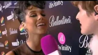 Alicia Keys canta en español - premios 40 Principales 2013