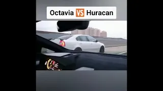 SKODA OCTAVIA VS HURACAN