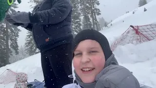 Как мы ездили в горы на снег / Дети не хотят уезжать домой / Покатушки на снегу/ Большая семья в США