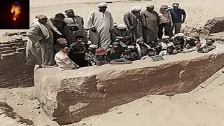 🧍 60-Ton "Giants Sarcophagus" Found In Egypt? 🤒