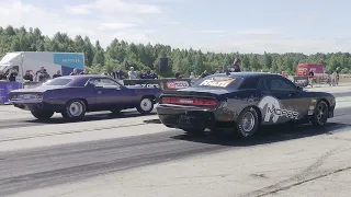 '71 Plymouth Cuda 372cid vs Dodge Challenger 392 1/4 mile drag race