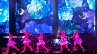 LINDSEY STIRLING WARMER IN THE WINTER TOUR