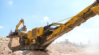 Mobile crusher construction site