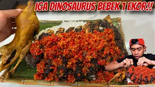 MAKAN 2 KG IGA KONRO DINOSAURUS MANDI CABE + 1 EKOR BEBEK!!