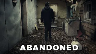Abandoned and Alone | A Cinematic Exploration of an Abandoned House【4K】