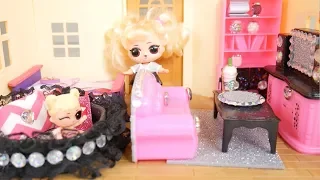 LOL Surprise New Oops Baby Family Playset with Barbie Furniture Goldie