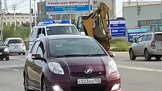 UAZ Patriot Russian police with siren yelp