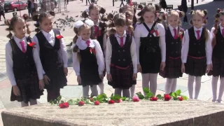 Видеоклип:В Витебске песней  дети поздравляют  с Днём Победы