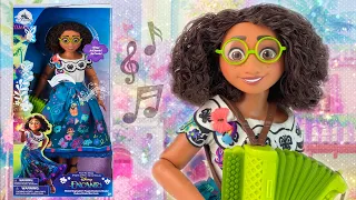 Encanto: Mirabel Madrigal Singing doll Review & unboxing (Disney Store)
