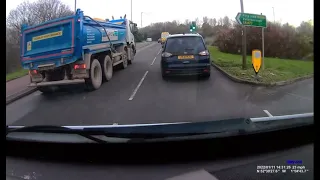 Instant karma, Bad driver unmarked police stopped