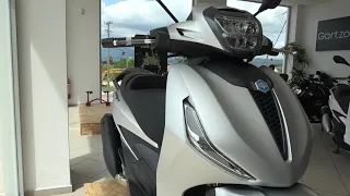 This is the PIAGGIO BEVERLY S300 scooter 2021 model walkaround