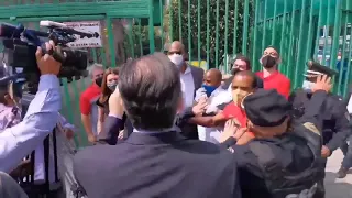 Expanista insulta a guardia de la embajada de Cuba