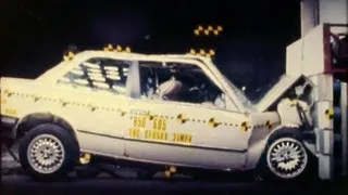 1985 BMW 318i | Frontal Crash Test by NHTSA | CrashNet1