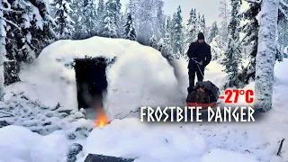 How to Survive a -25°C WINTER NIGHT? (NO TENT) Arctic Snow Shelter