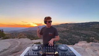 Golden Hour Sundowner House Mix