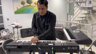 YamahaPsrsx900, KorgPa1000 & Roland E-A7. Revisión por Joan Tello de Guadalajara, Jalisco, México.