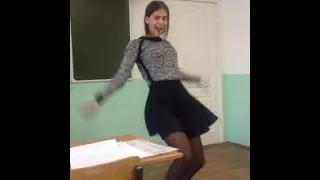 Chica rusa original el video buttercup + Instagram