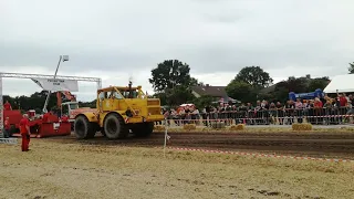 K700 beim Tractor Pulling-Trecker Treck