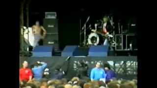 Nirvana -  Richfield Avenue (Reading Festival), Reading 1991 (AMT #1)