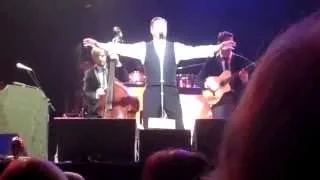 Alfie Boe - Chitarra Romana at Manchester Arena 6 December 2014