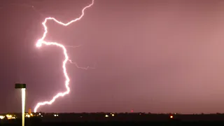 Severe Thunderstorm with Strong Winds and Lightning in Overnight - Maryville, MO | June 16-17, 2022