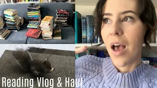 Reading Vlog 2021 || Book Haul & Lots of Squirrels!