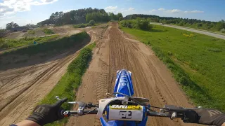 A 52-YEAR-OLD RIDER SENDING A 20-YEAR OLD TWO-STROKE YAMAHA YZ 250 ON EPIC TRACK