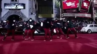 Jabbawockeez xmas parade 2011 - YouTube.