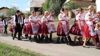 Krojovaný pochod obcou Sebechleby - Slovak folklor