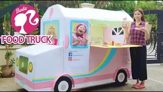 Barbie Life Size Food Truck ! Box Fort Restaurant !