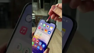 Как прочистить слуховой динамик iPhone