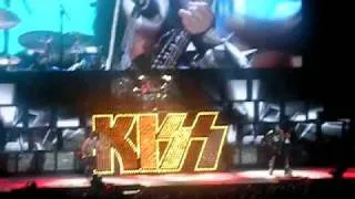 KISS Opening Song "Duce" at the Target Center in Minneapolis, MN on 11-07-09