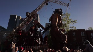 Les Géants de Royal de luxe à Montréal samedi le 20 mai 2017 00014